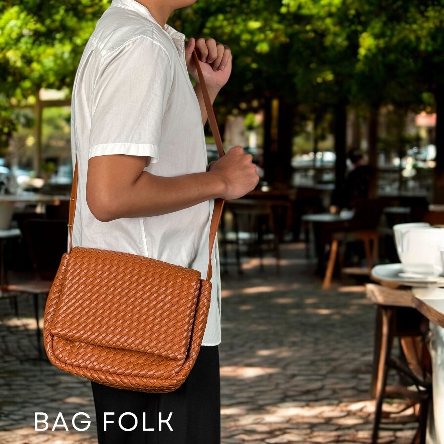 FLAP TAN LARGE BAG