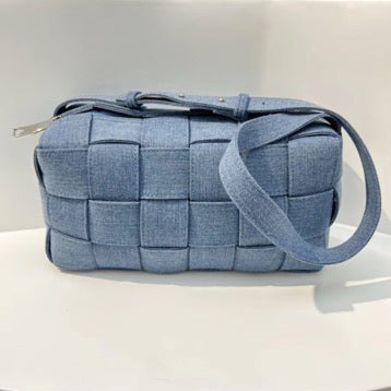PRE-ORDER: LARGE CASSETTE ZIPPER BAG