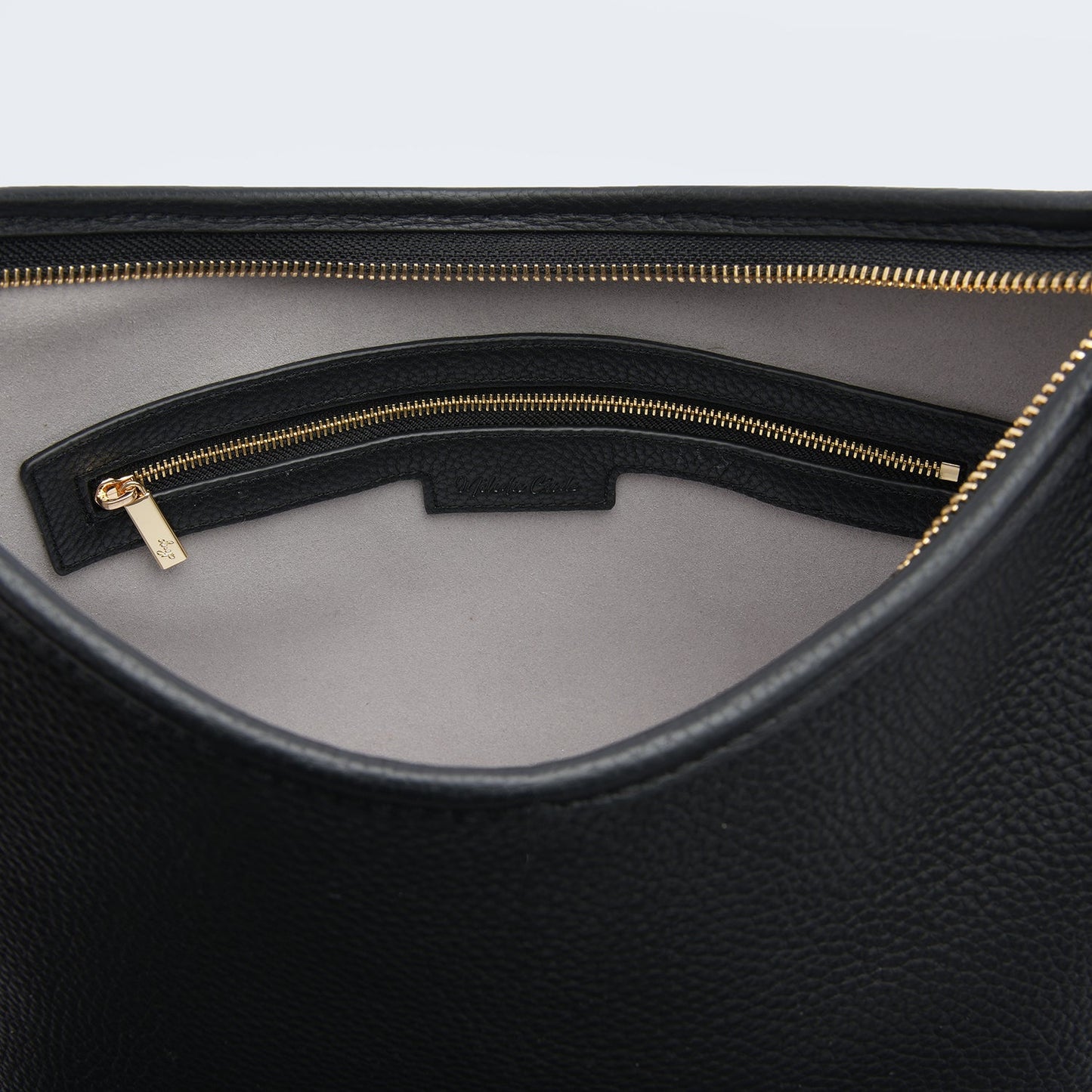 PRE ORDER - Black Grained Leather – The Hobo Bag