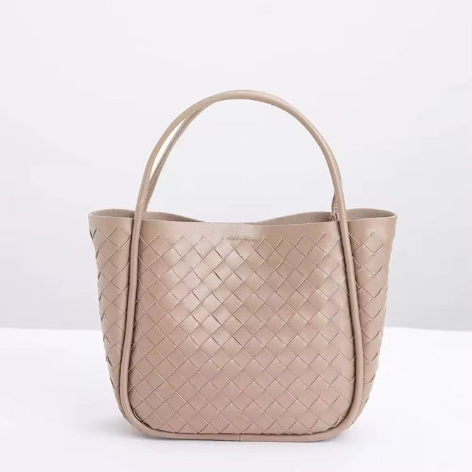 PRE-ORDER: JIANA HANDBAG