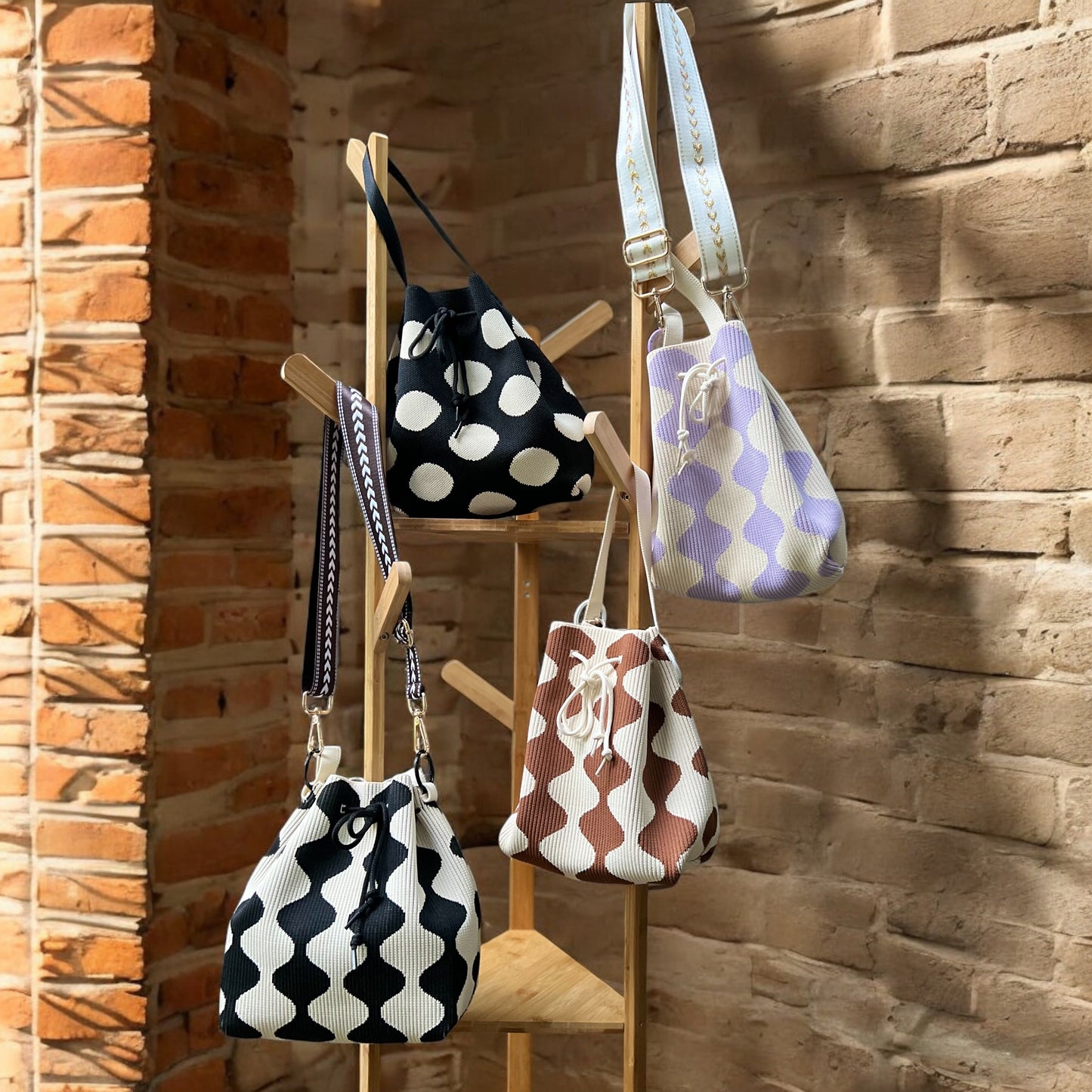 INA BUCKET BAG