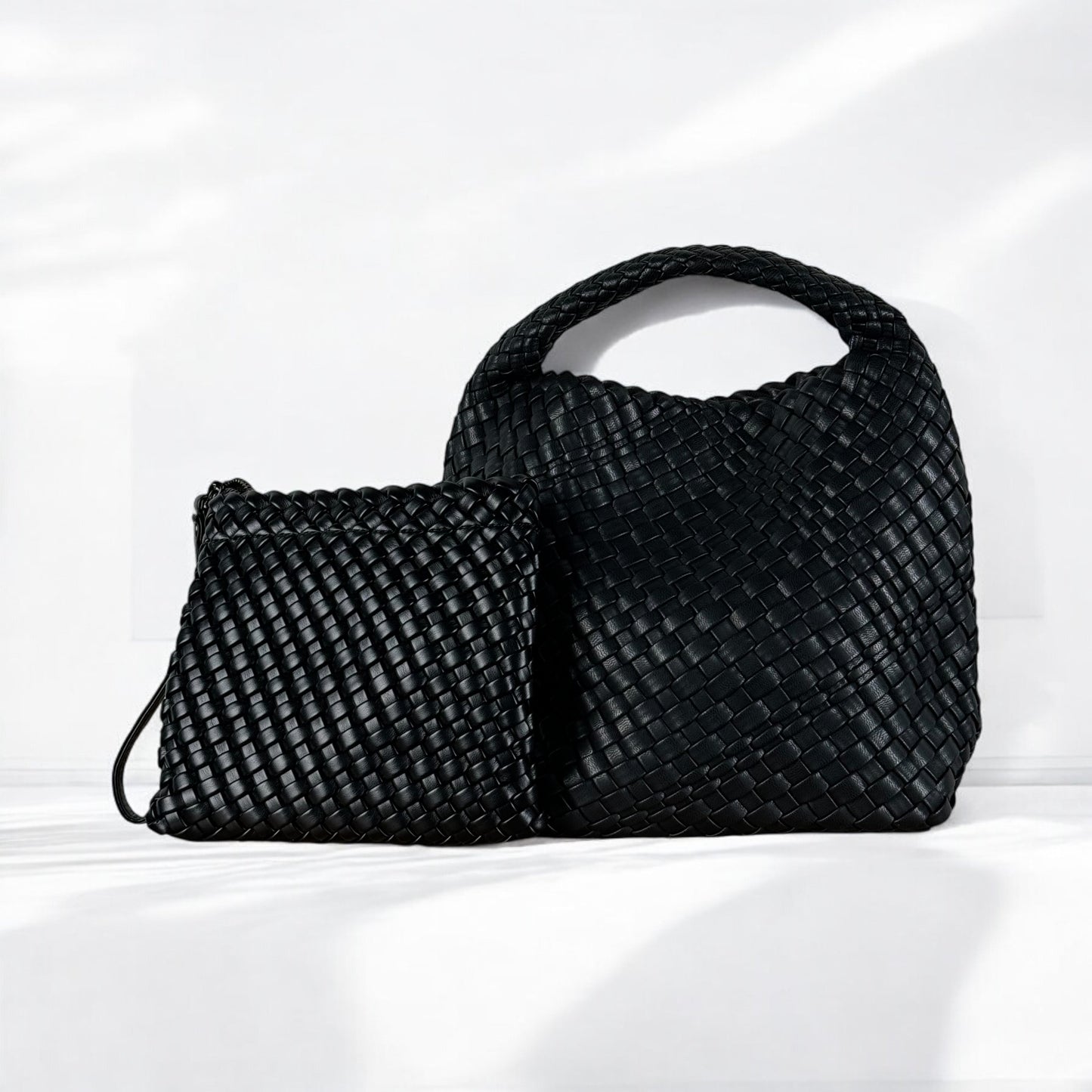 MIDI BLACK BINDLE BAG