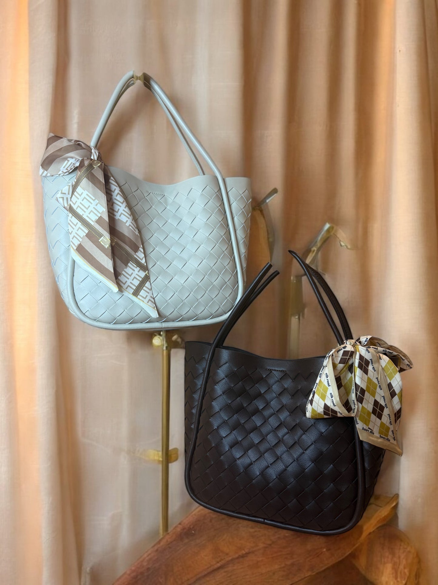 PRE-ORDER: JIANA HANDBAG