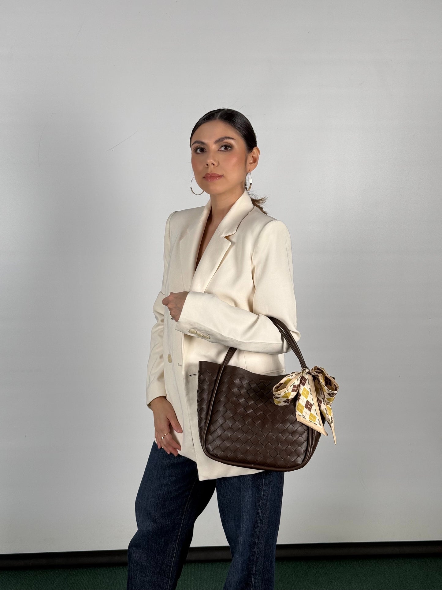 PRE-ORDER: JIANA HANDBAG