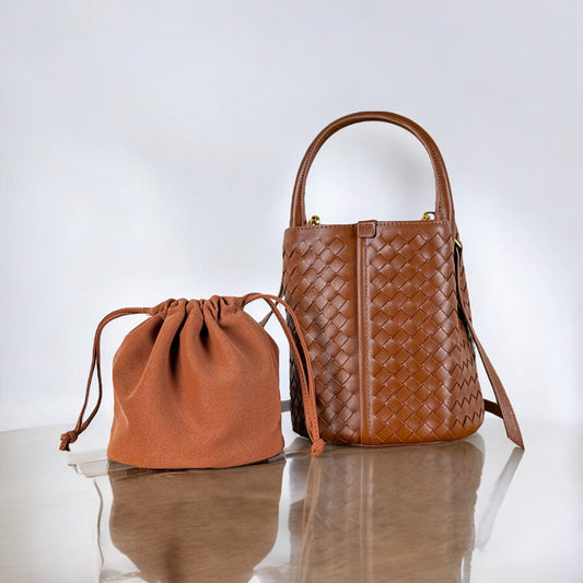 BUCKET LEATHER BAG TAN